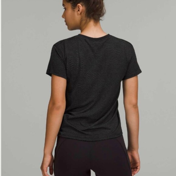 Lululemon Train to Be Seamless Short Sleeve T-Shirt Ripple Wave Blk / Graphite - Picture 2 of 9